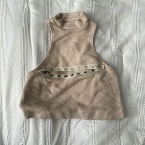 GOING OUT URBAN OUTFITTERS CROP TOP